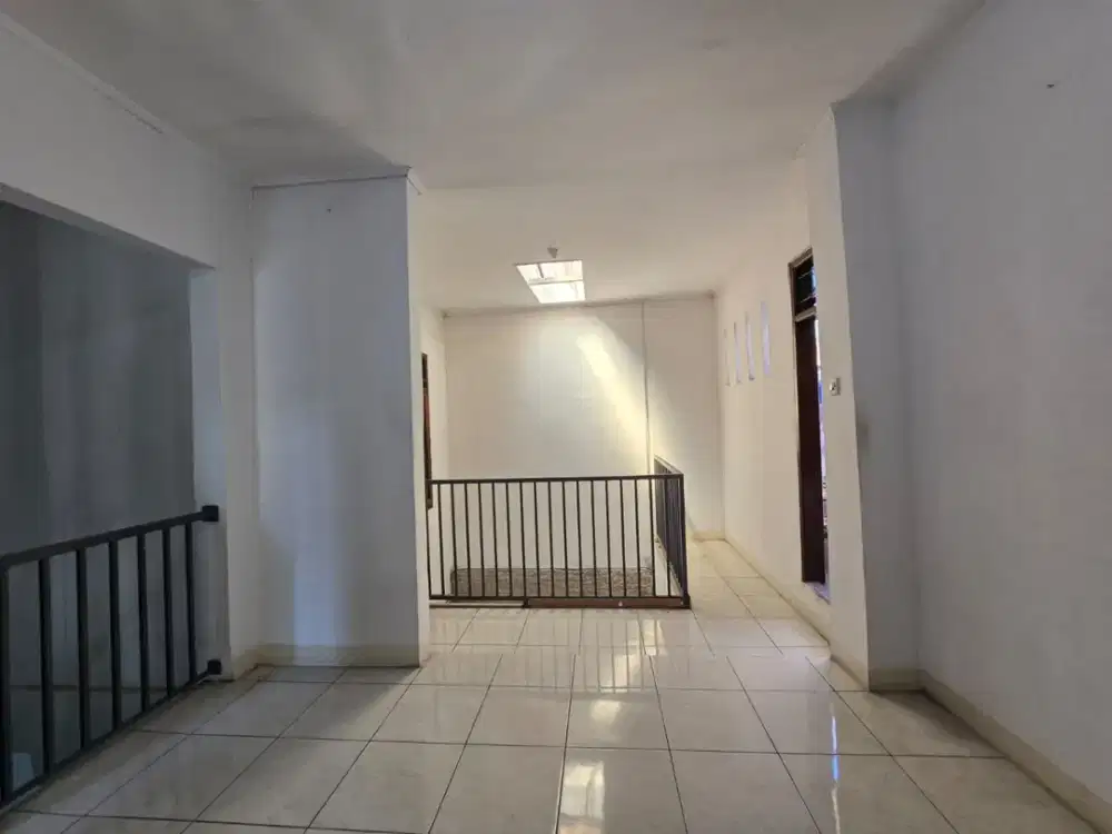 DISEWAKAN Rumah Minimalis di Komplek Batununggal Bandung