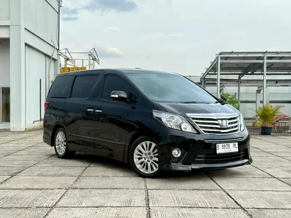 (km 84rb)Toyota Alphard SC 2.4 AT. Tahun 2014. Hitam. Perfect cond