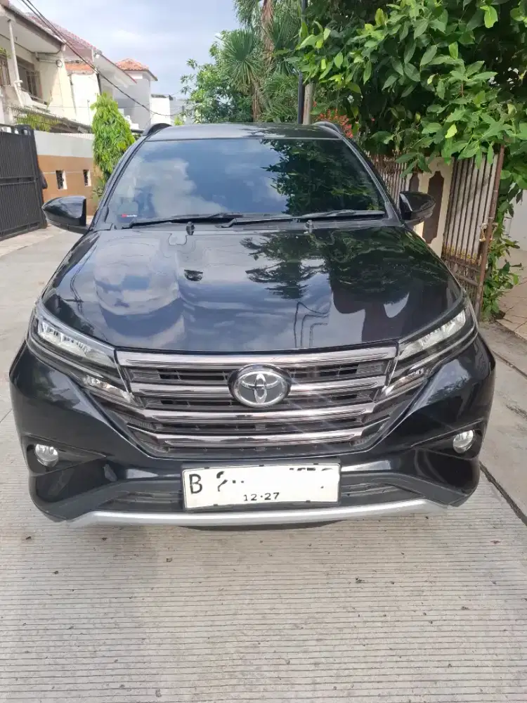 Rush g matik 2022 hitam