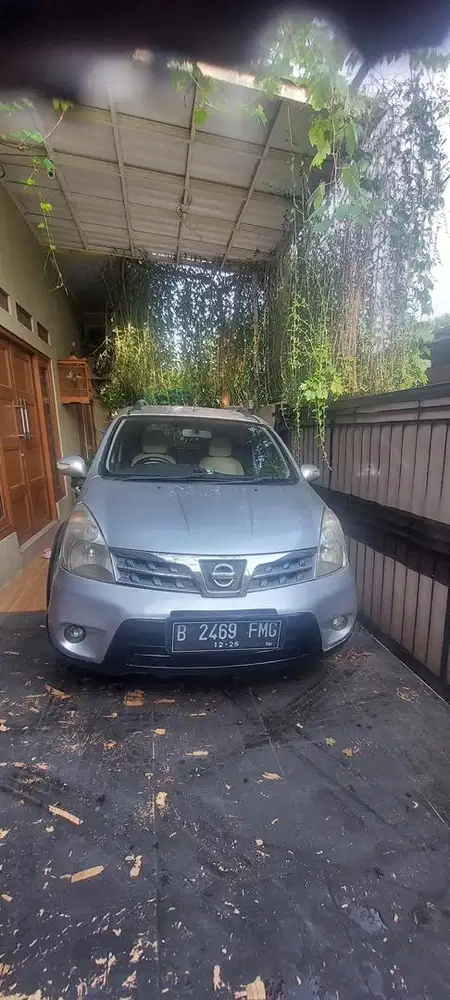 Nisaan livina X Gear matic