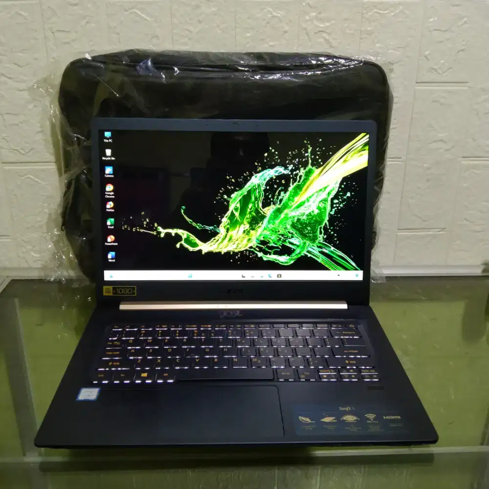 Laptop Acer Swift 5 core i7 ram 8gb sdd nvme 256gb layar sentuh