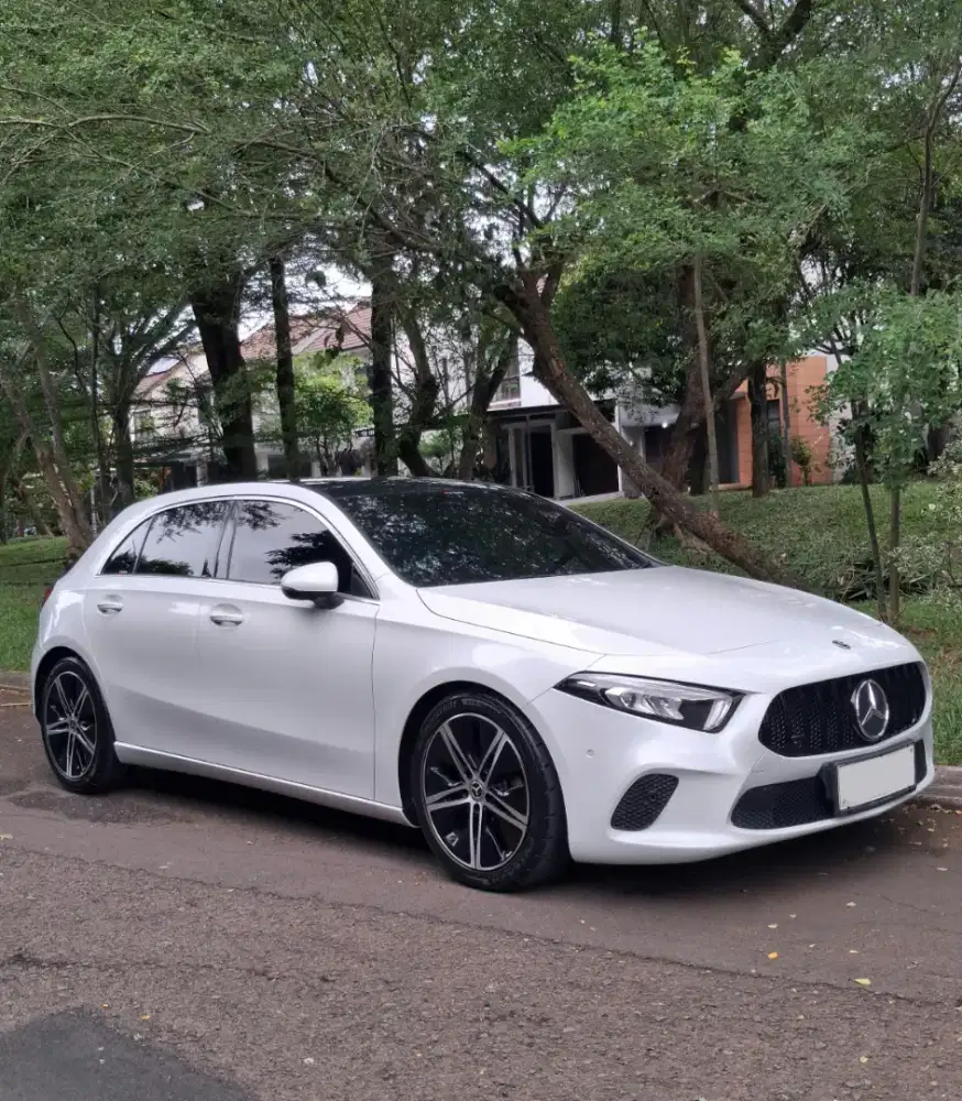 MURAH CASH. Mercedes Benz A200 MBUX 2019 AMG 2018 w177