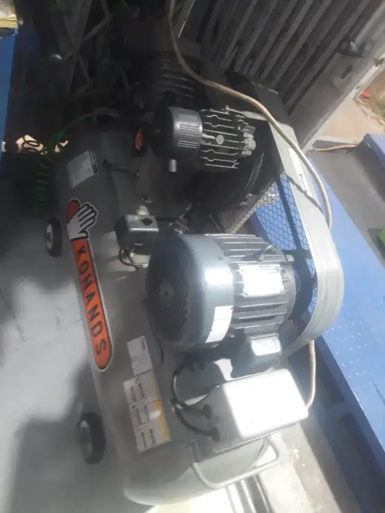 Terima jasa service Perbaikan & Perawatan Kulkas dan mesin cuci londry