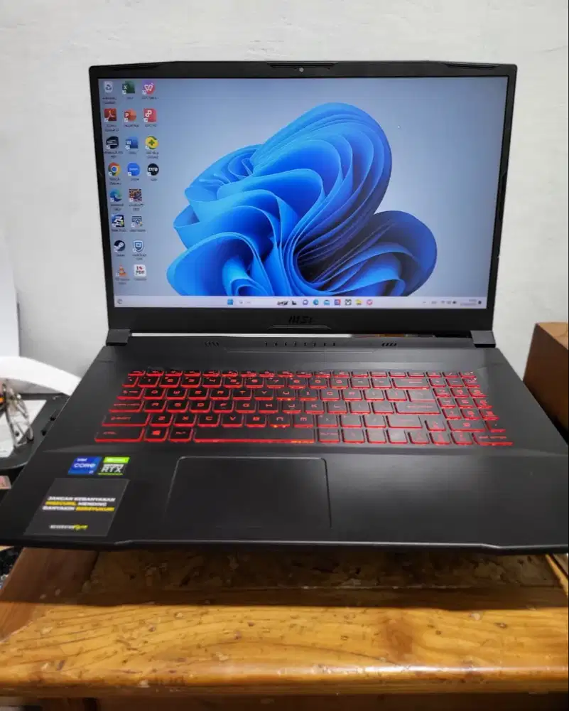 Dijual laptop MSI KATANA GF76