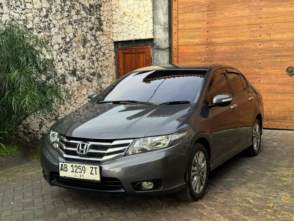 City E Matic 2013 Km Rendah Asli AB