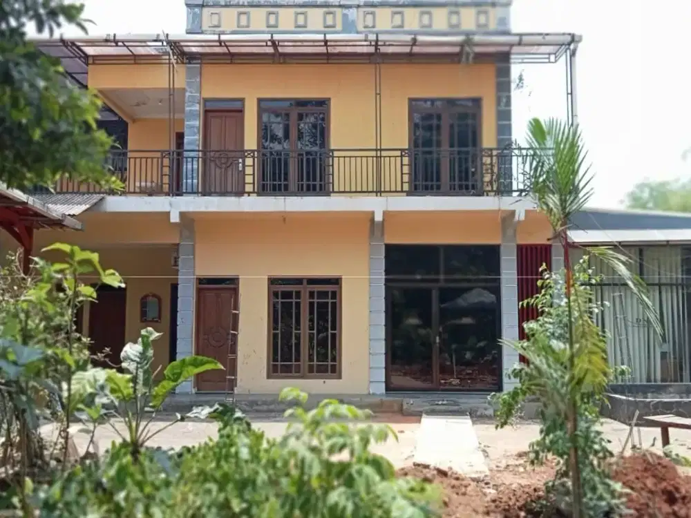 Dijual Rumah 2 Lantai Bagus Berlokasi Strategis Dekat Fasilitas Umum di Cakung Jakarta Timur