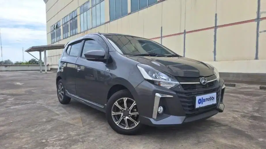PROMO Daihatsu Ayla 1.2 R Bensin-MT 2022 FKG