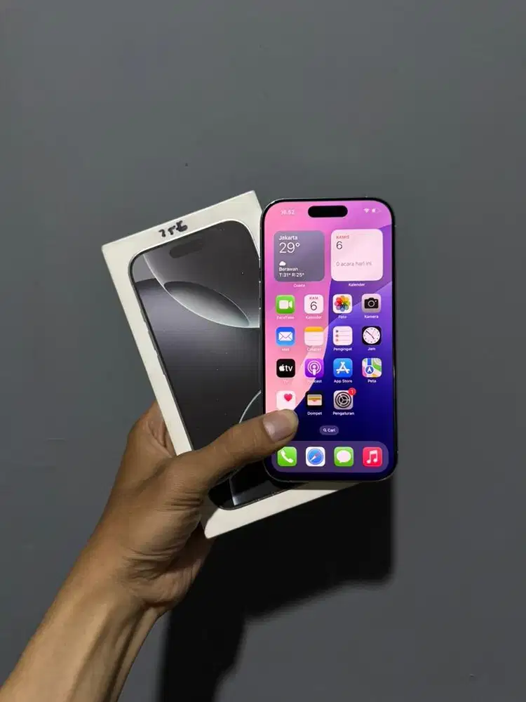 Iphone 16 pro 256 baru aktivasi like new