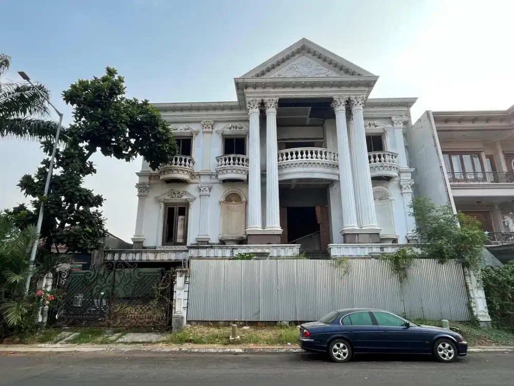 Rumah Bukit Gading Mediterania, Kelapa Gading, swimming pool,gym, basement, gazebo