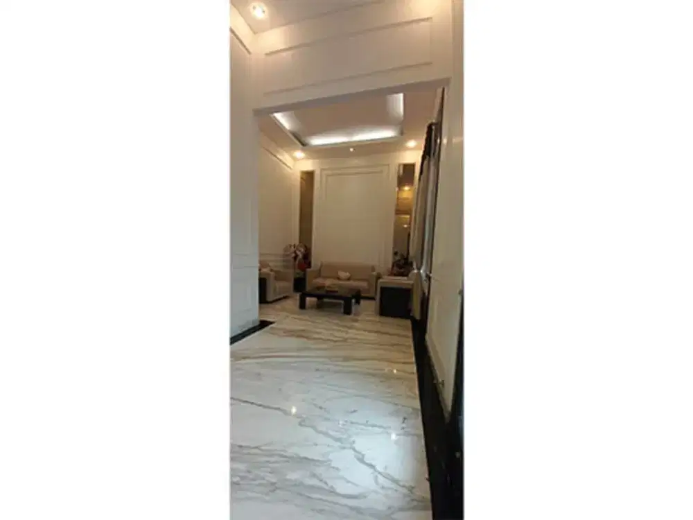 Rumah Artha Gading Villa, Kelapa Gading