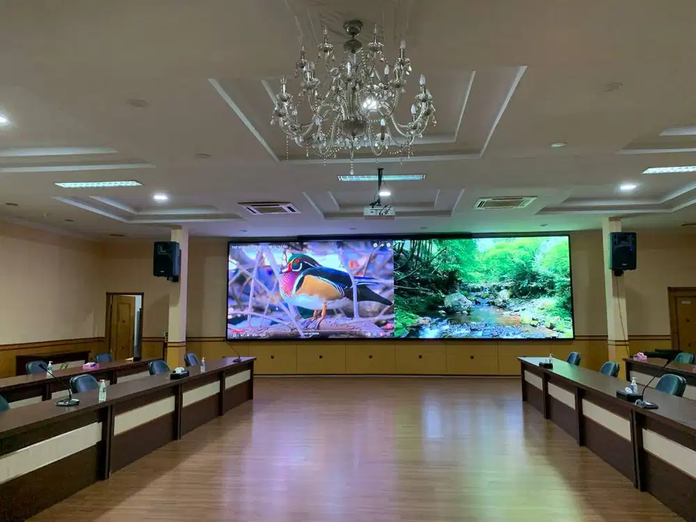 LED VIDEOTRON INDOOR 4x2 (4.160 x 1,920 mm) SIAP PAKAI