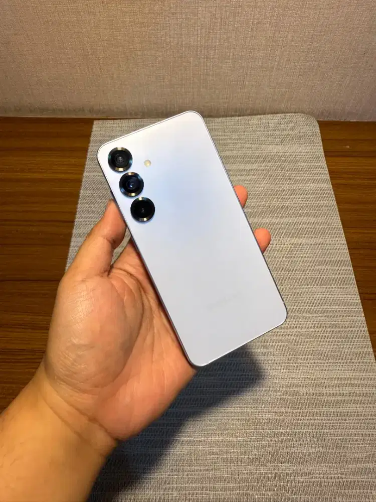 Samsung Galaxy S25 Basic 12/512gb Sein