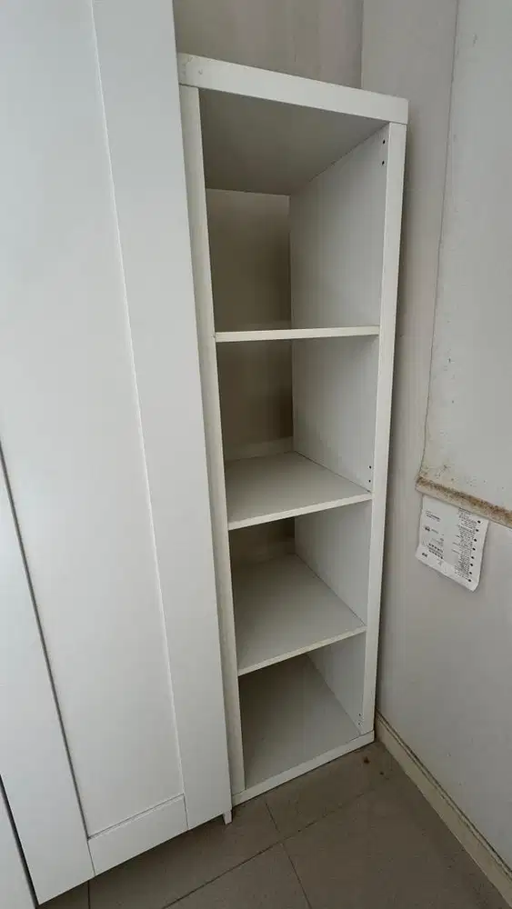 Rak buku 4 tingkat Ikea