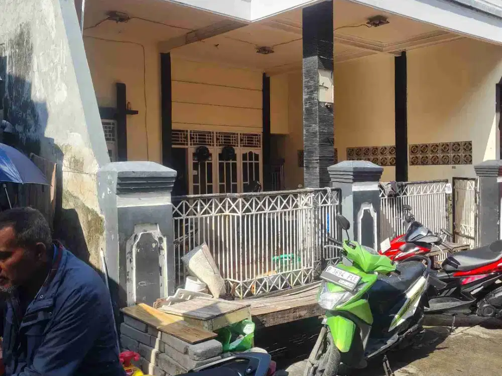 Dijual murah BU rumah akses mobil d koja Jakarta Utara