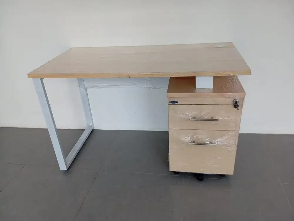 meja laci kantor cream minimalis uk 120 x 60