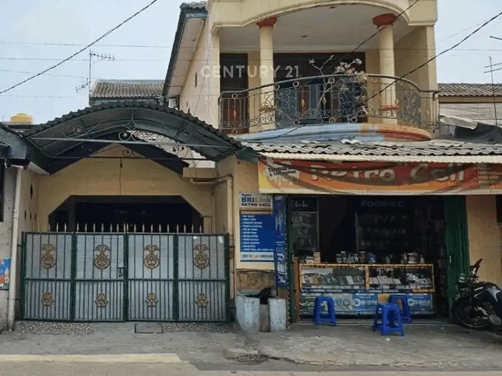 Rumah Satu Setengah Lantai Dengan Ruang Usaha Di Harapan Jaya
