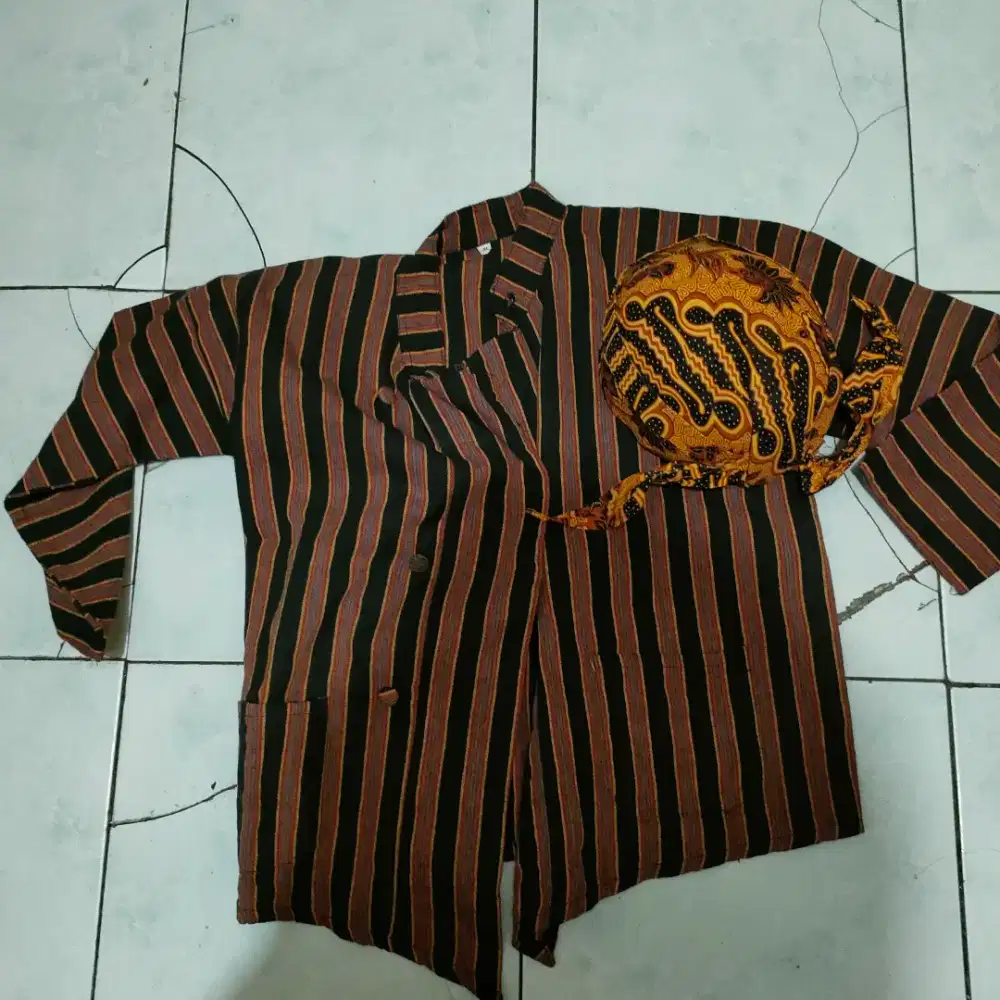 Baju lurik anak laki