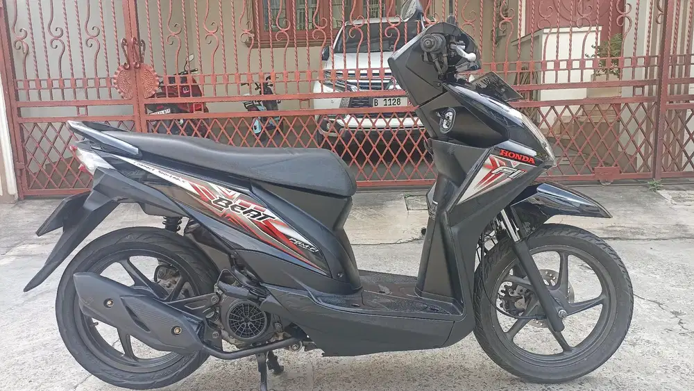 Honda beat esp tahun 2016.