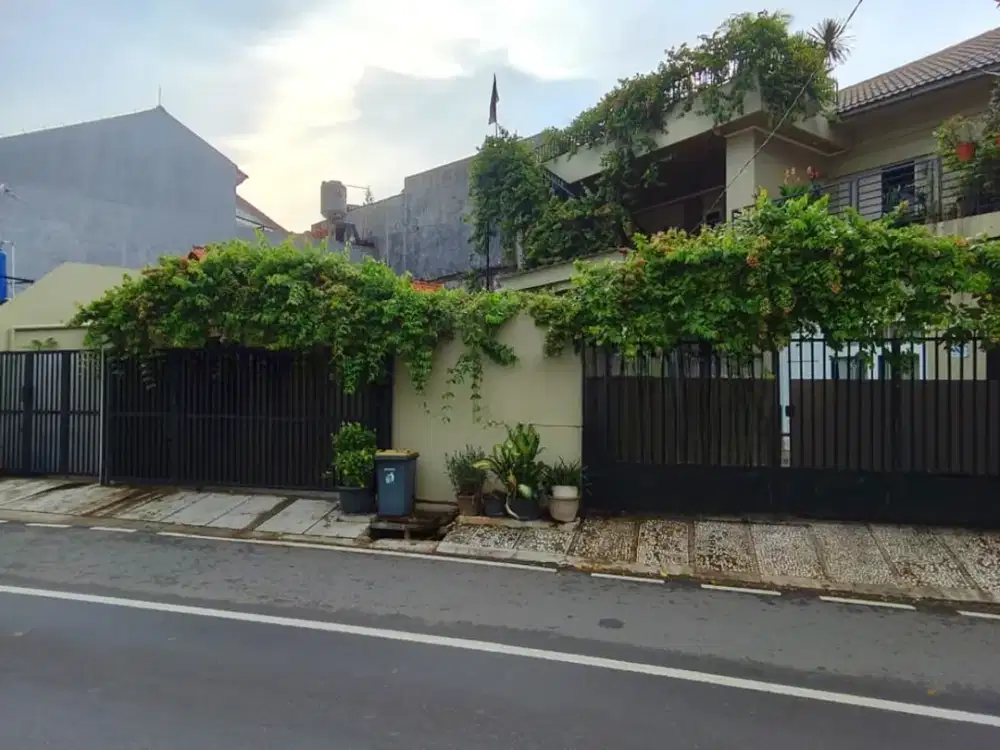 Rumah non komplek di Bambu Apus Cipayung Jakarta timur