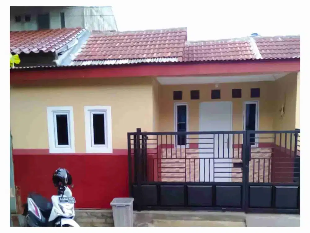 dijual rumah di citra raya Cikupa bundaran 3