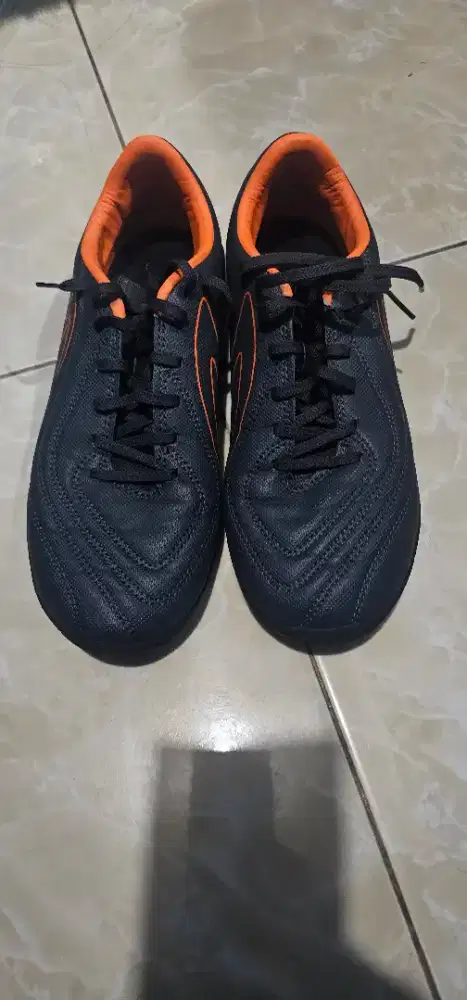 Sepatu Futsall merk Specs Size 41