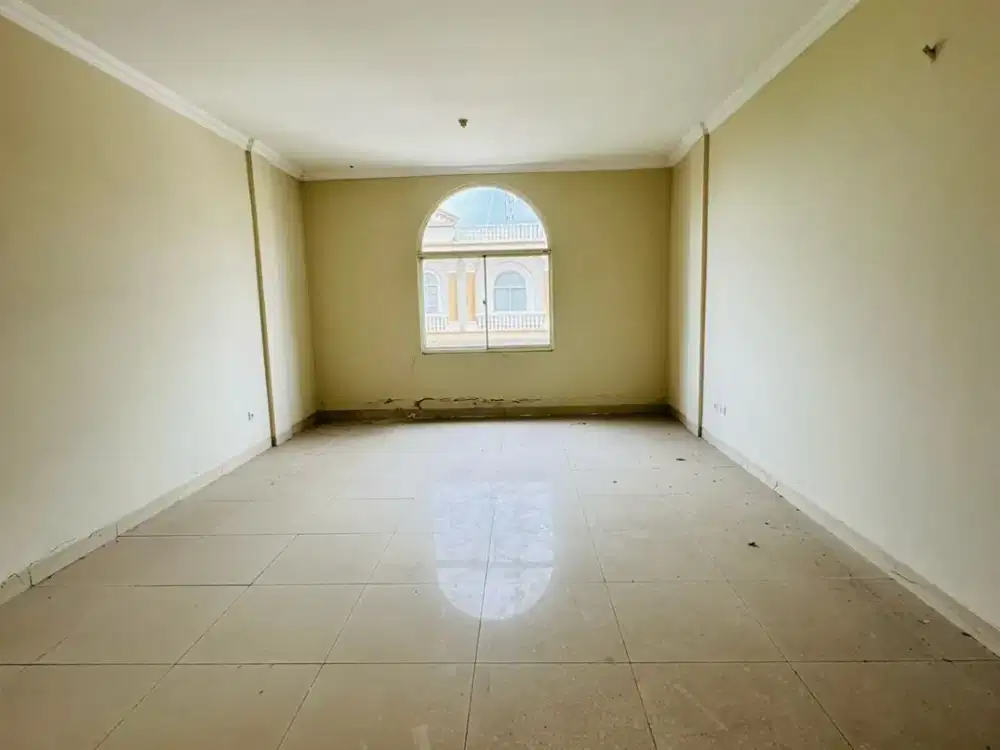 Rukan Gandeng Sentra Niaga Green Lake City Luas 4,5x15 3,5 Lantai HGB