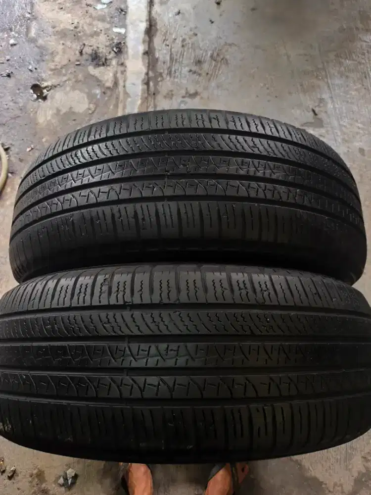 Pirelli scorpion 255 60 R20