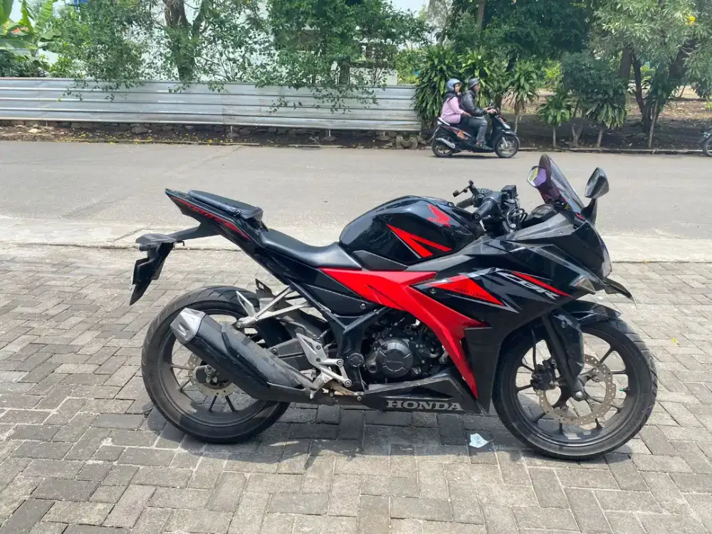 Honda Cbr 150 r tahun 2019