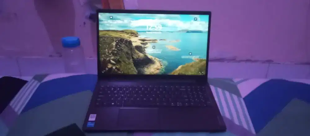 Laptop lenovo V15 G3 IAP masih mulus no minus
