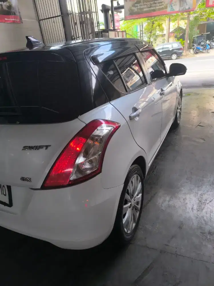 Jual Suzuki Swift matic 2014