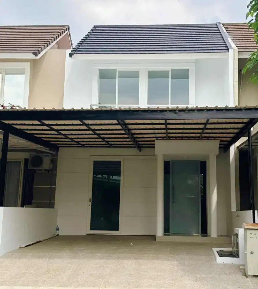 Murah dijual ru.ah mewah 2 lantai siap huni citragrand nego sejadinya