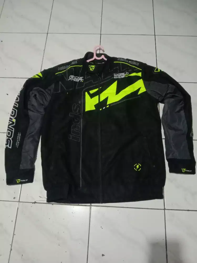 Jual jaket vintage pul printing