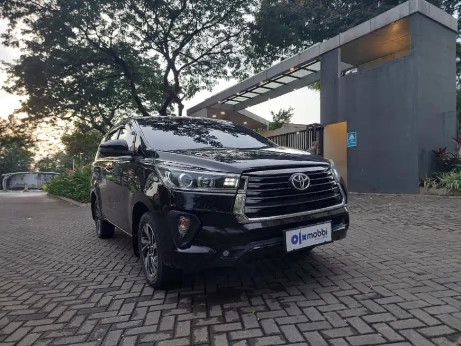 LOW DP Toyota Kijang Innova 2.0 V Bensin-AT 2021 UFS