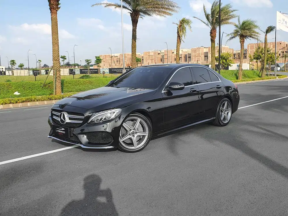 MERCEDES BENZ C300 AMG FULL SPEC 2018