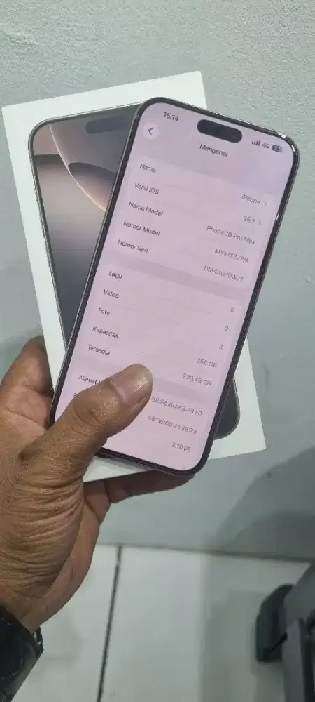 Iphone 16promax 256 bc