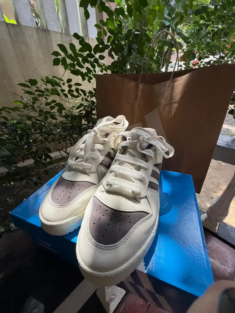 ADIDAS RIVALRY LOW WHITE GREY