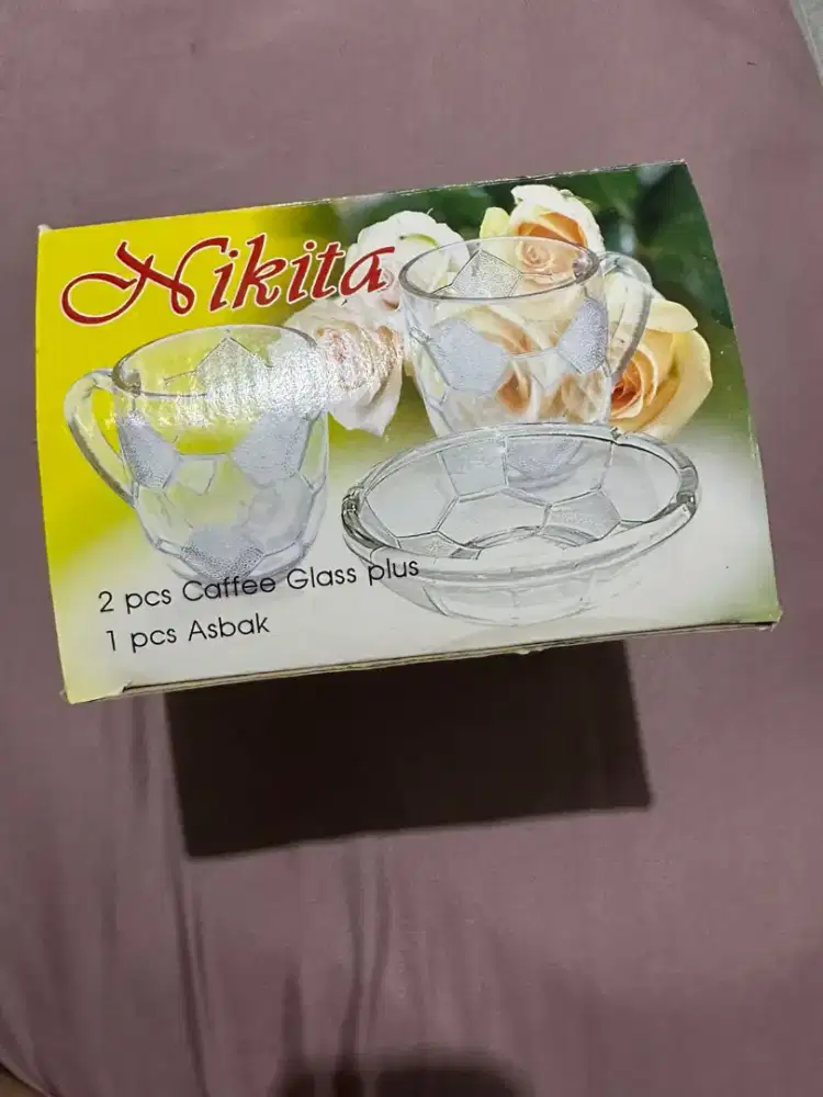 Gelas kaca & asbak kaca. BARU sesuai foto