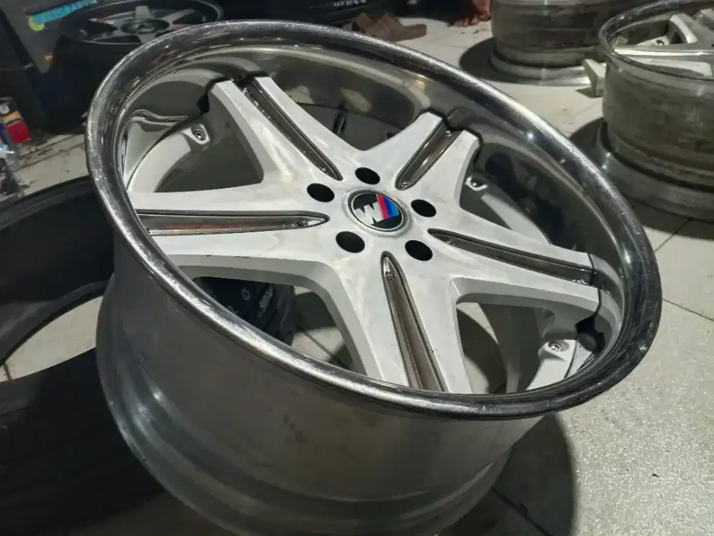 Velg BMW original crimson Inc ring19