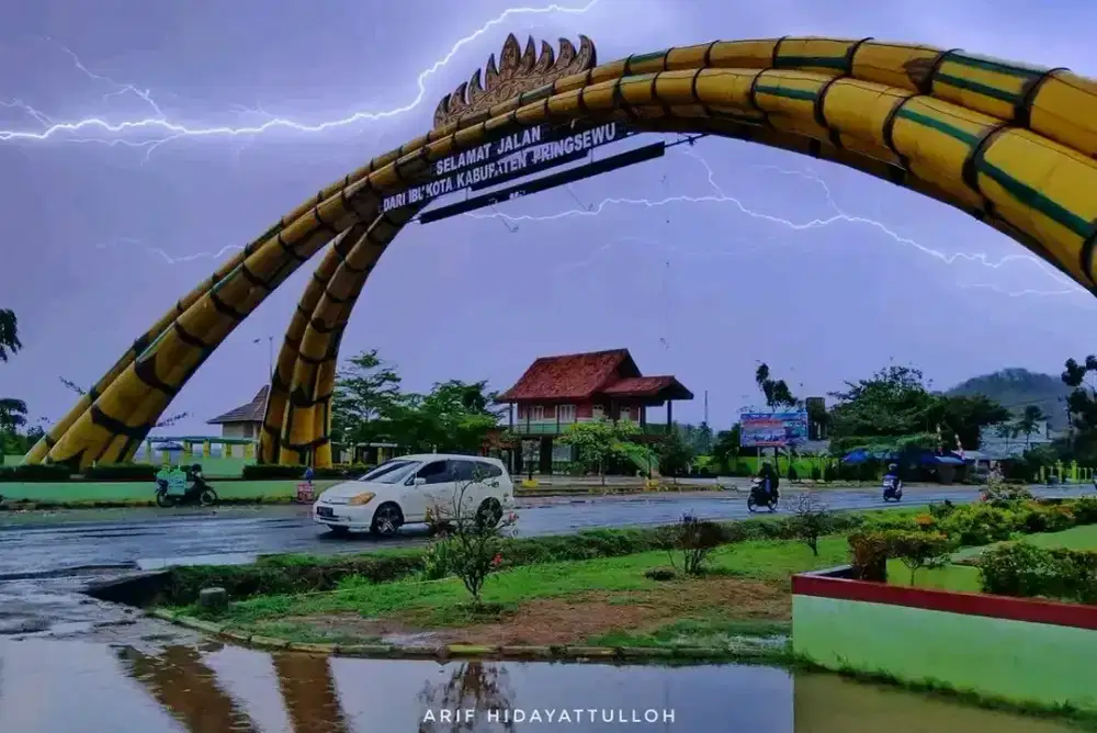 Tukang kebub,ob,terserh apaa ajaa