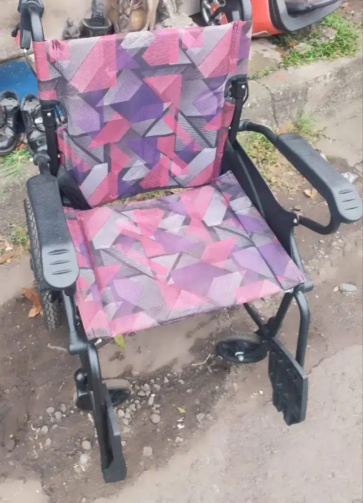 Jual aja kursi roda  travel lipat avico