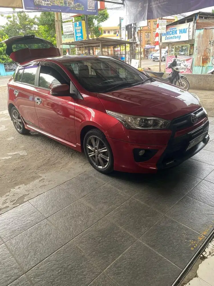 Toyota Yaris 1.5 TRD S M/T Tahun 2015