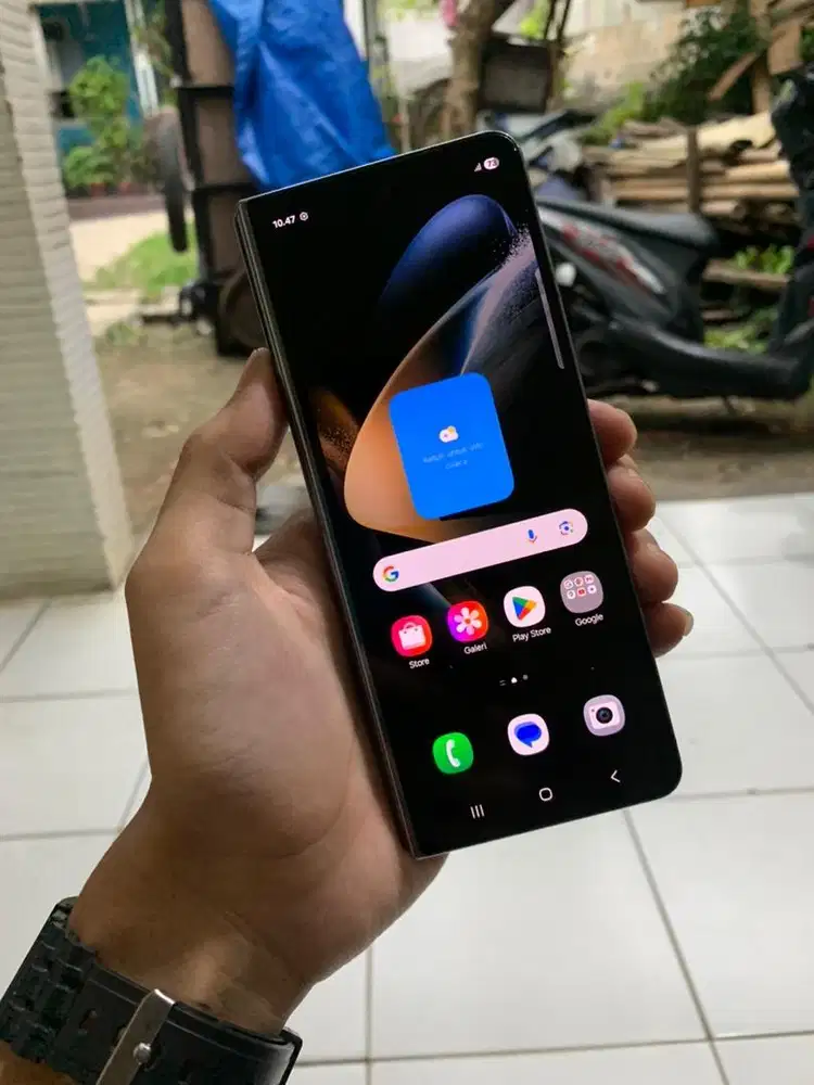 Samsung fold 4 512gb sein