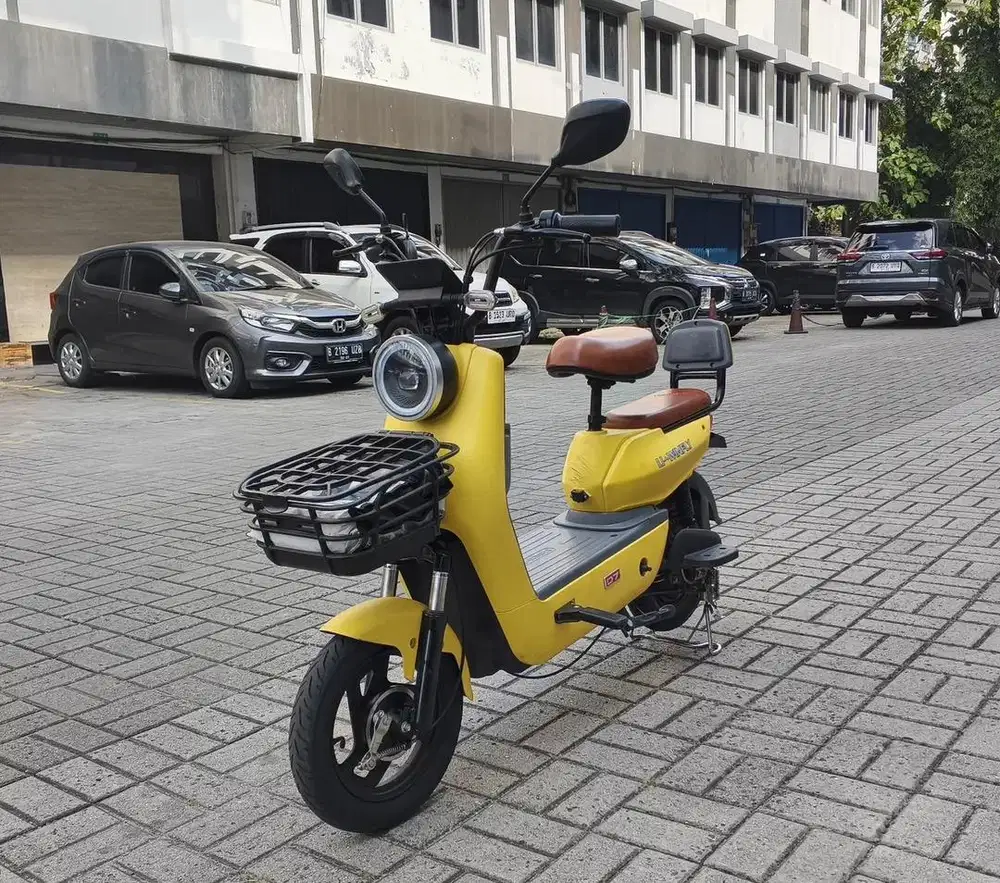 Sepeda listrik U win Fly DF 7