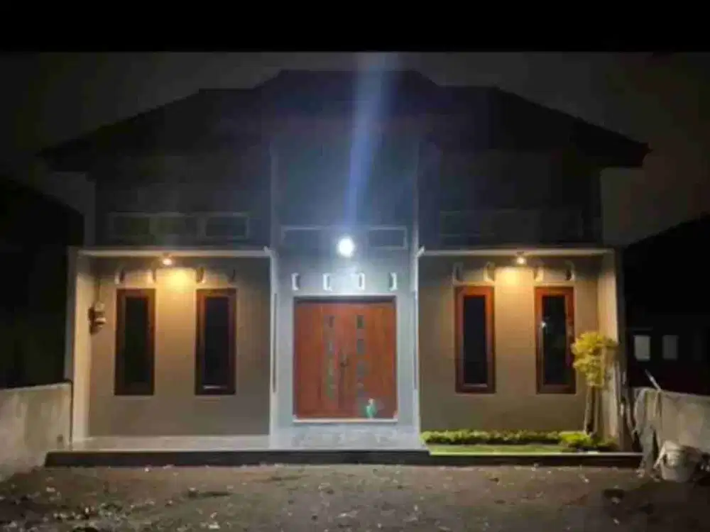 rumah halaman luas di jakal km 7 dkt ugm