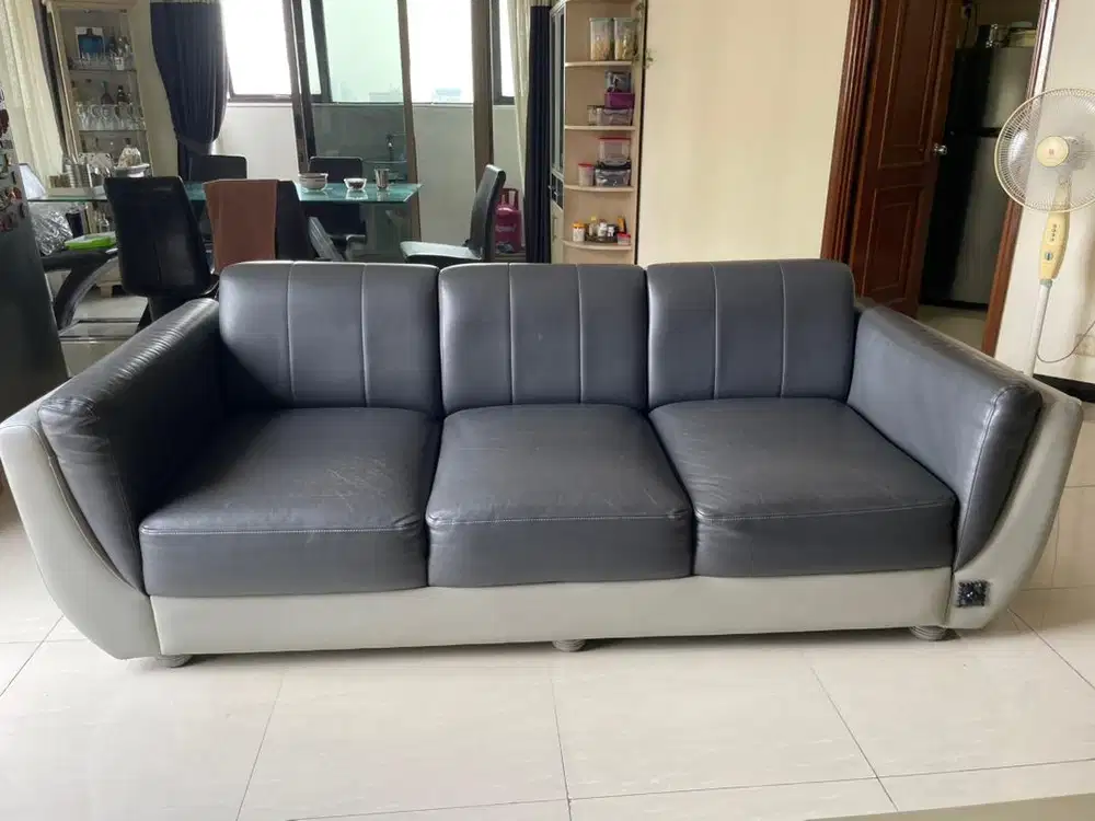 Sofa set & meja ruang tamu