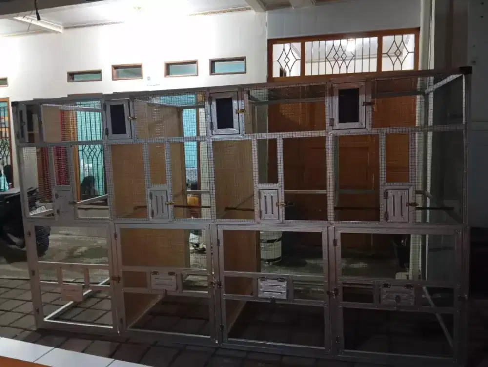 Kandang ternak 4 kotak.
