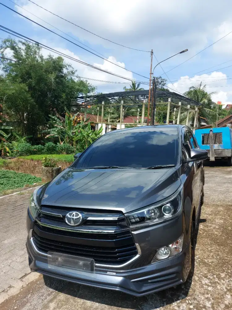 INNOVA 2.4 V TRD SPORTIVO A/T