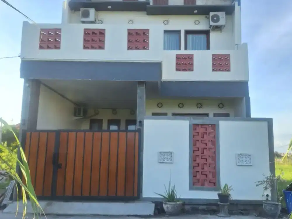 Rumah 2 Lantai Harga Terjangkau Lokasi Strategis