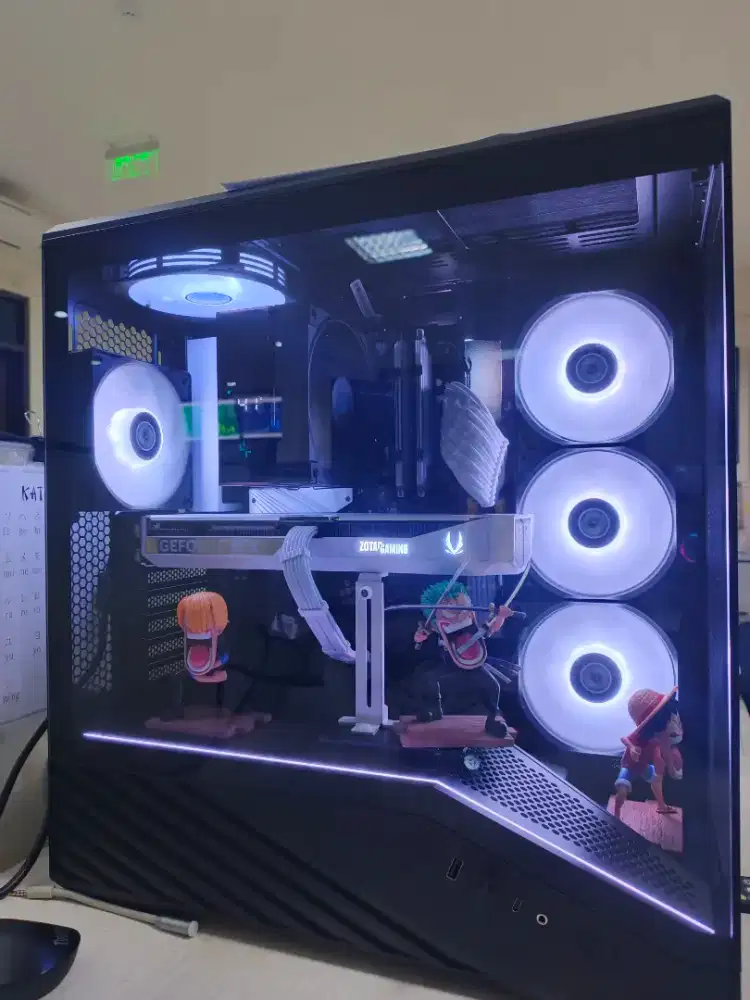 PC Gaming Desktop RTX 5070