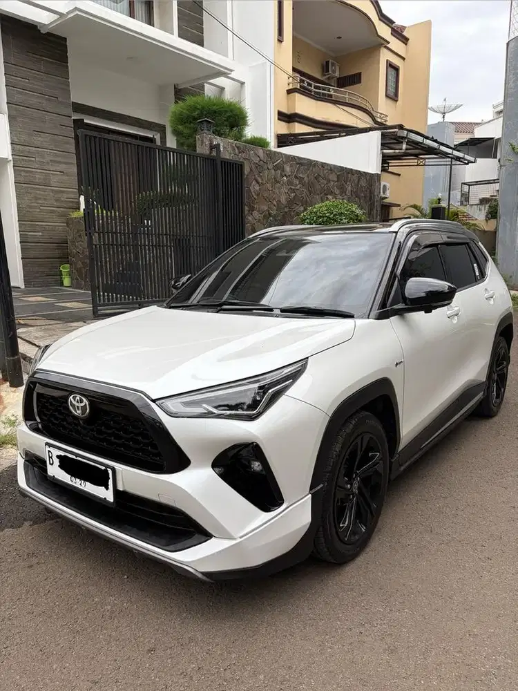 Toyota Yaris Cross S Hybrid 2024 GR Sport Package Two Tone